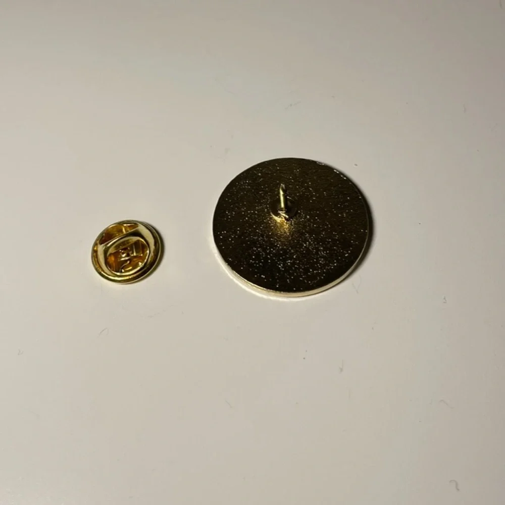 Kanye West Pin - Picture 5 of 9